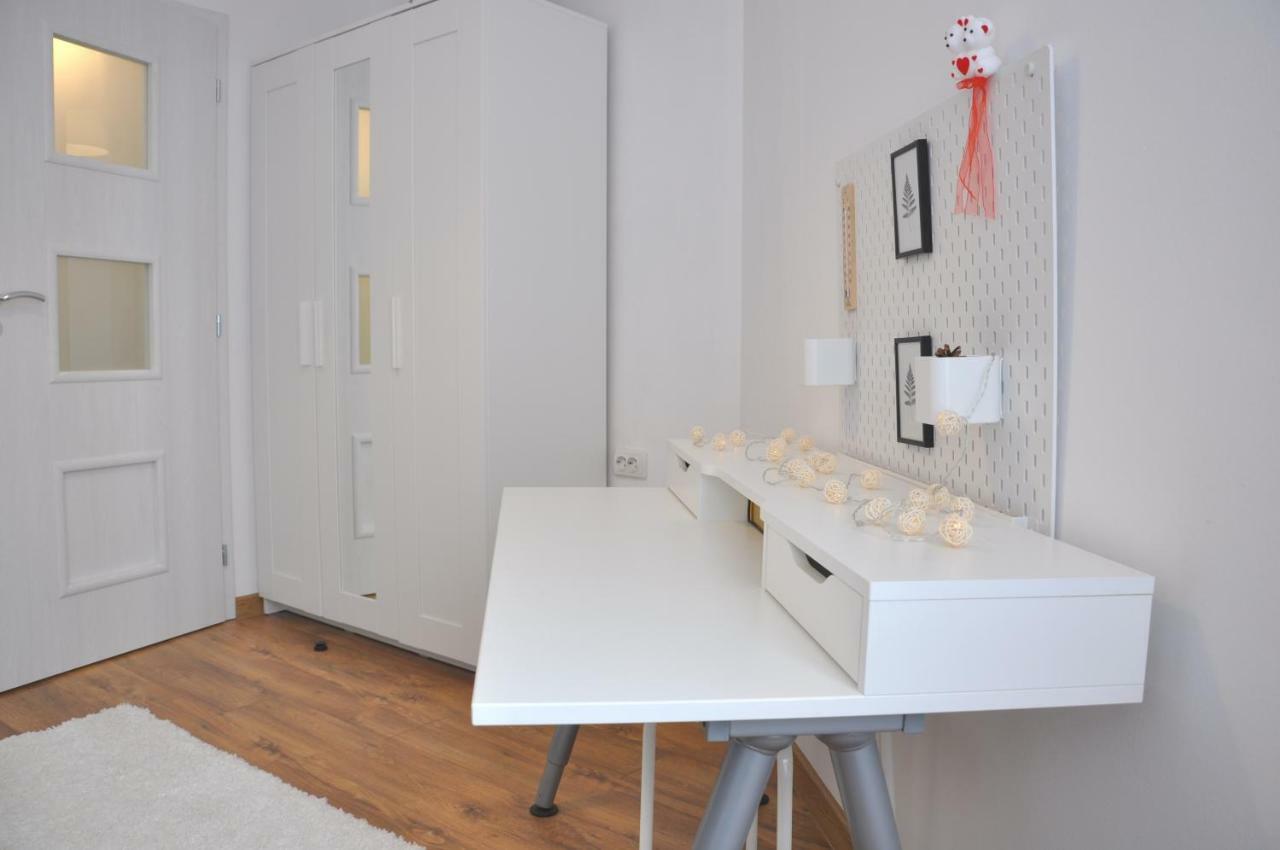 Lux Apartment Pazardsjik Eksteriør billede