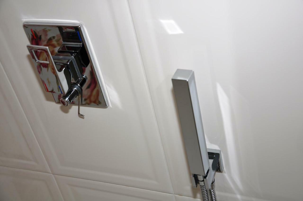 Lux Apartment Pazardsjik Eksteriør billede